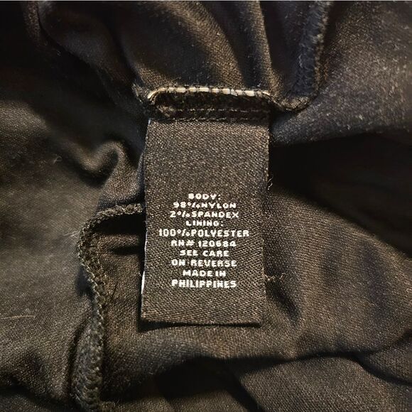 SOLD!! TORRID Cream Lace Overlay V-Neck Skater Dress - Size 4 - Picture 7 of 7